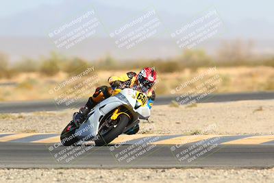 media/Apr-16-2022-CVMA (Sat) [[090b37c3ce]]/Race 11 Amateur Supersport Middleweight/